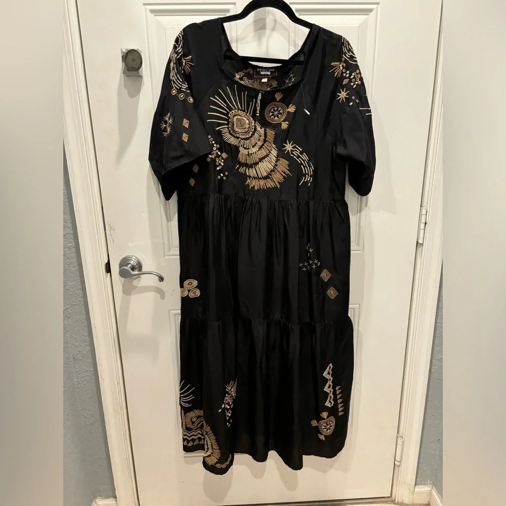 JOHNNY WAS antonia raglan tiered dress in black - Picture 4 of 8